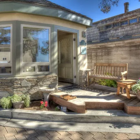 Moonstone Cottages-3