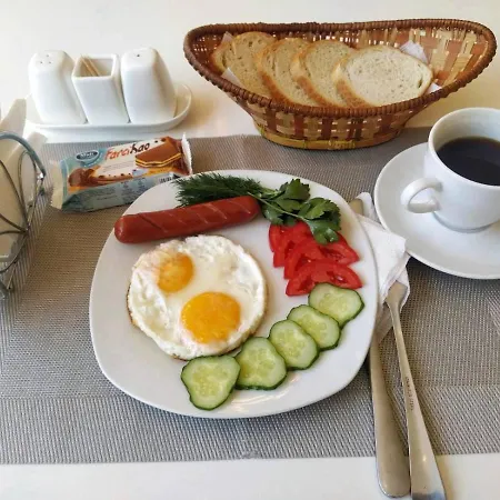 Hotel Зiрка-3