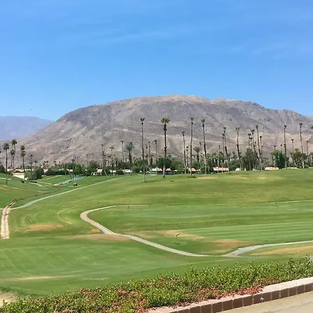 Modern Desert Retreat-2