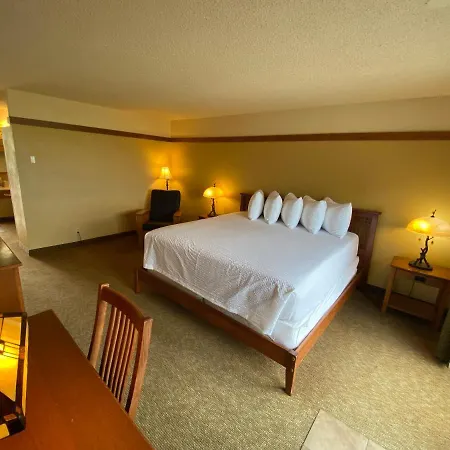 Beachcombers Inn-2