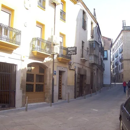 Hostal Muralla-3