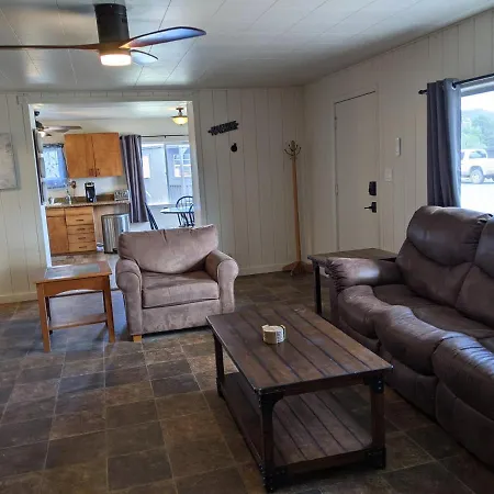Slackwater Inn-3