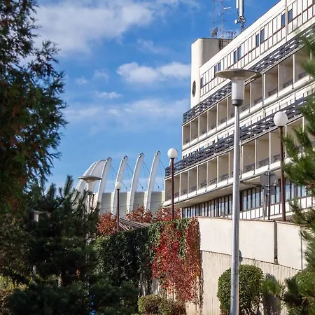 Hotel Novi Zagreb-3