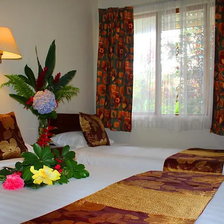 Soluxe El Sesteo Hotel-2
