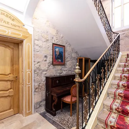 Studio Du Maire Maison De L'Eglise Du Couvent-2