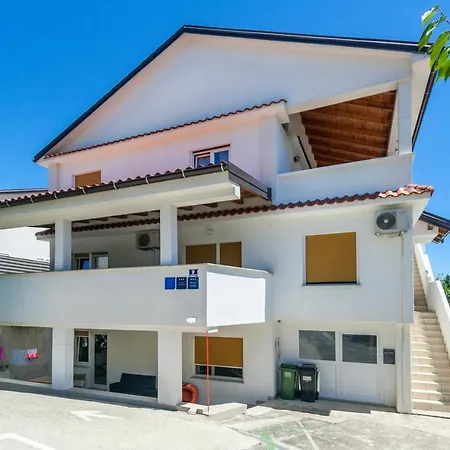 Apartments & Rooms Strcic Krk-3