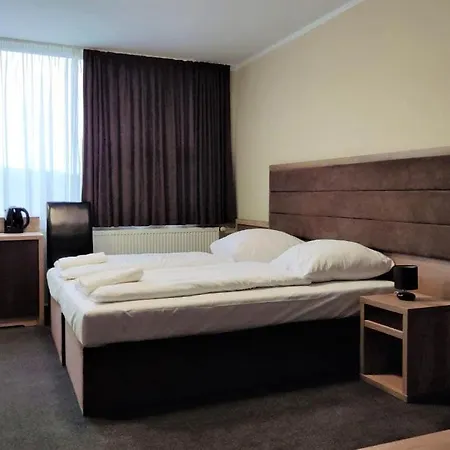 Hotel Cargo-2