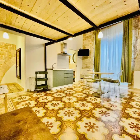 Palazzo Lupicini Affittacamere-3