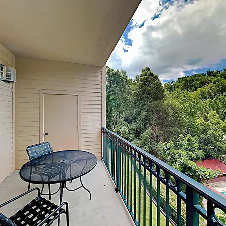 Summit Manor Condos Unit B3052-2