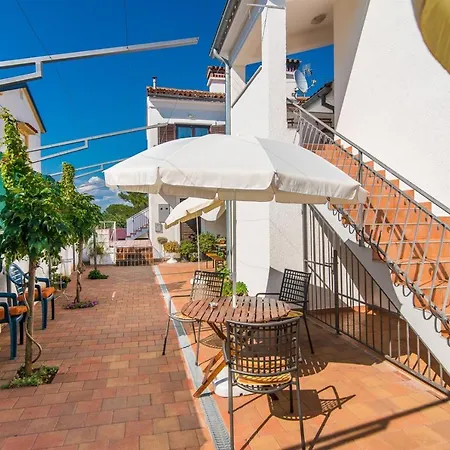 Apartments Pernar-2