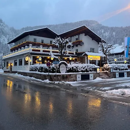 Hotel Almrausch-3