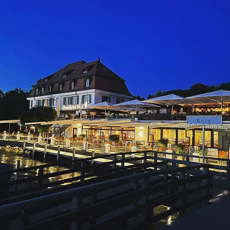 Strandhotel Berg-2