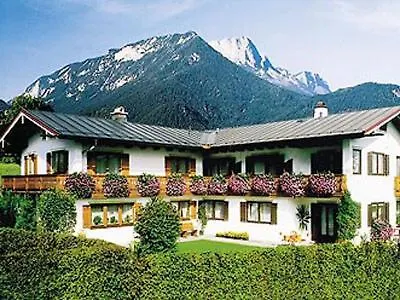 Gaestehaus Schoenfeld-2