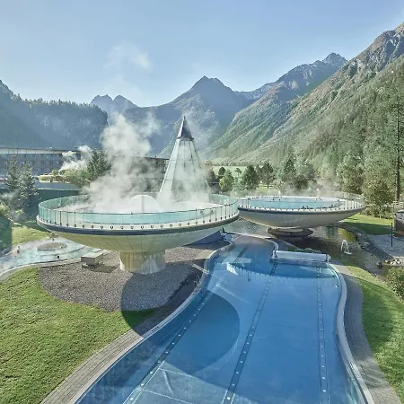 Aqua Dome 4 Sterne Superior Hotel & Tirol Therme Laengenfeld-3