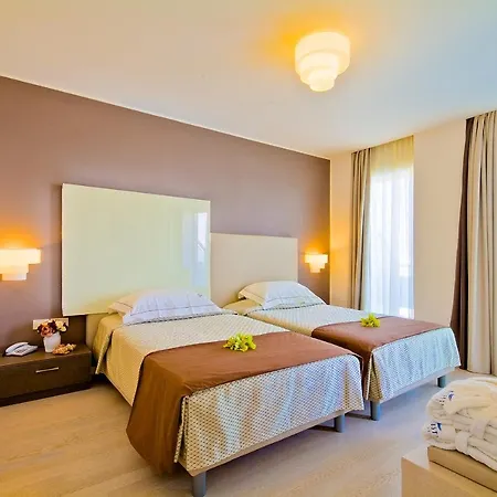Majestic Beach Hotel&Wellness-3