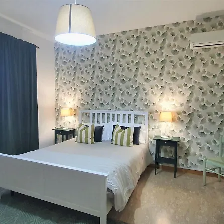 Villa Teresa - Sperlonga Holiday Rooms-3