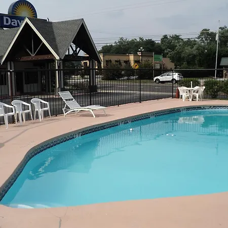 Knights Inn Cleveland Ga-3