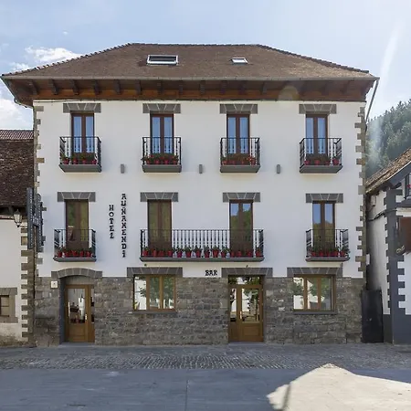 Hotel Rural Auñamendi-3