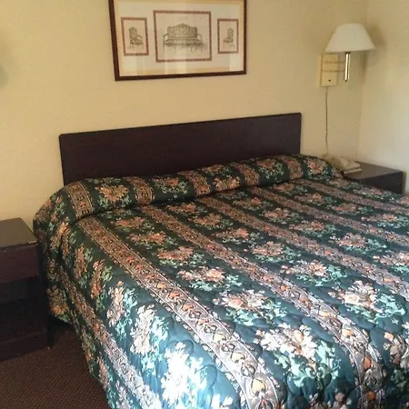 Scottish Inns Jonesboro-3