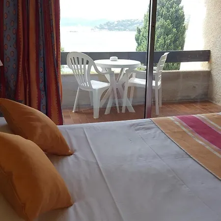 83 Hotel-3