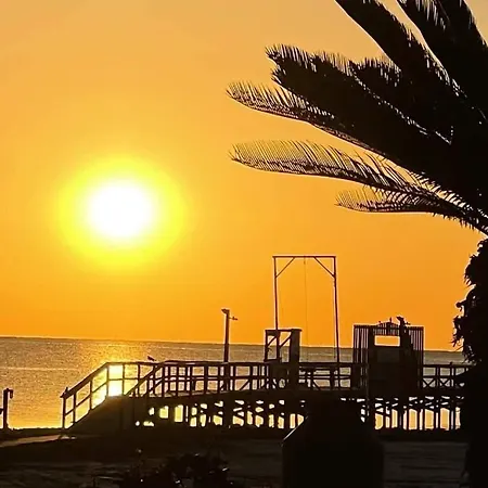 Benjamin'S Pier At Laguna Reef Resort-2