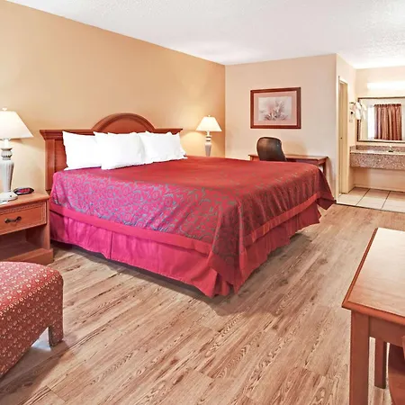 Days Inn By Wyndham Boerne-2