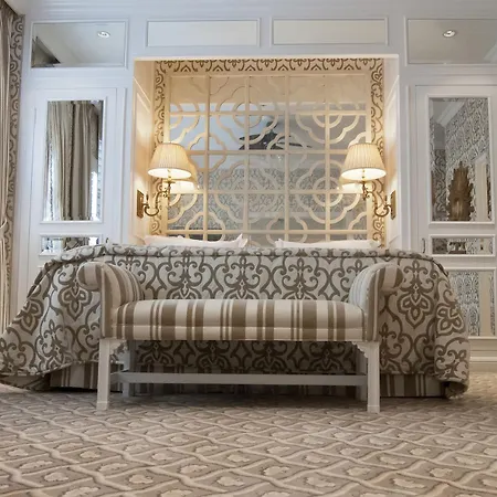 The Chesterfield Hotel Palm Beach-2