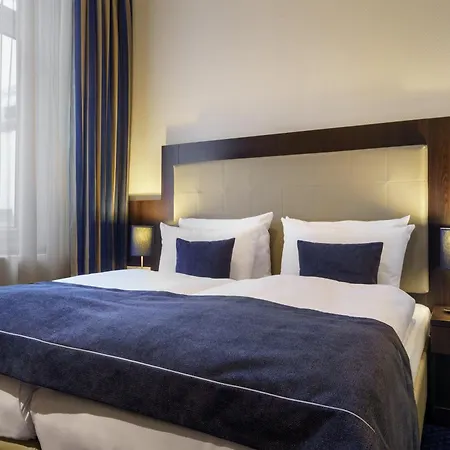 Novum Hotel Continental Hamburg Hauptbahnhof-2