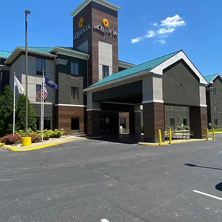 La Quinta Inn & Suites By Wyndham Louisville East-2