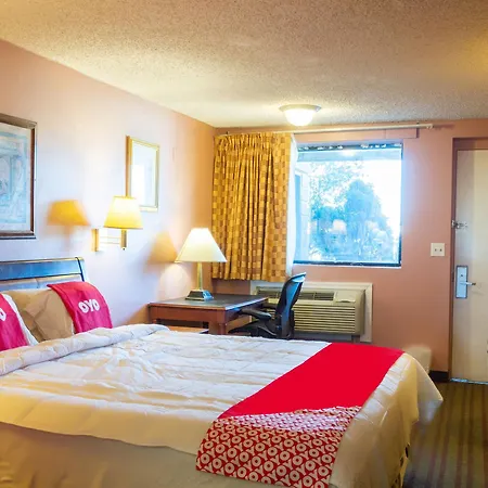 Oyo Hotel Edison Nj Route 1-2