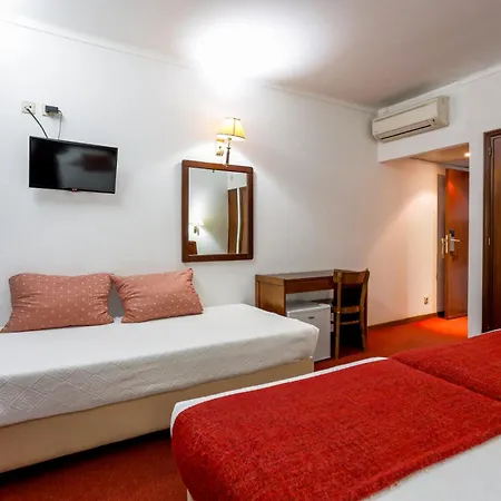 Hotel Arangues-2