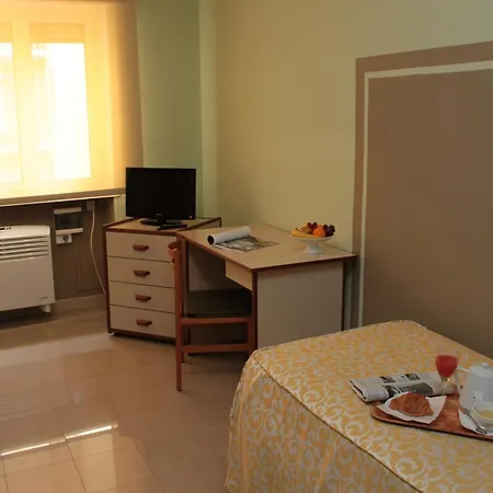 Hotel Plaza-3