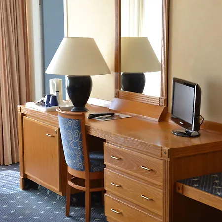 Fletcher Hotel Carlton-2