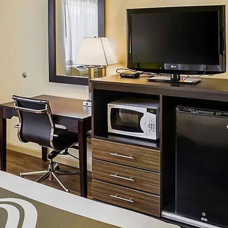 Quality Inn Biloxi Beach-3