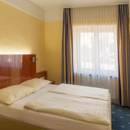 Aparthotel Astro - Nichtraucherhotel-3