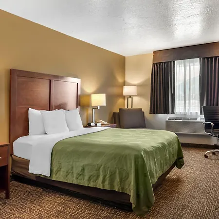 Quality Inn Logan Near University-3