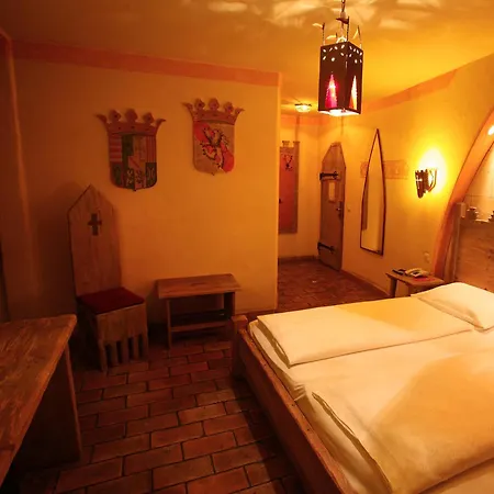 4-Sterne Burghotel Castillo Alcazar, Europa-Park Erlebnis-Resort-2