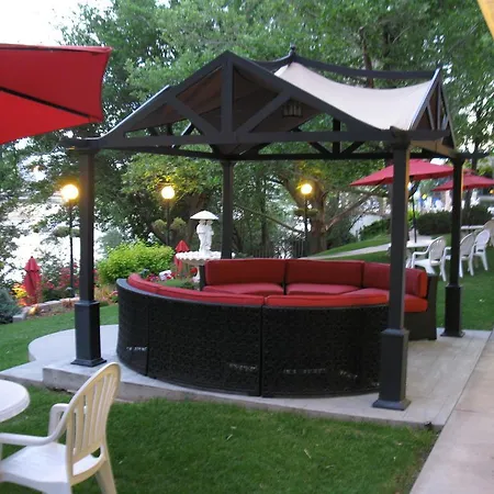 River Terrace Inn-3