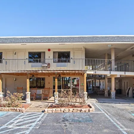 Capital O Hotel Richmond Hill/Savannah Area I-95-2