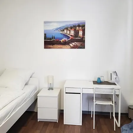 Gaestehaus Emden, Gemuetliche Zimmer Mit Bad & Wlan-3