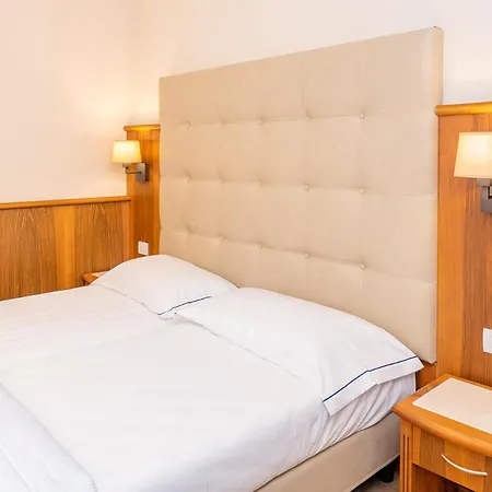 Hotel Centrale-3