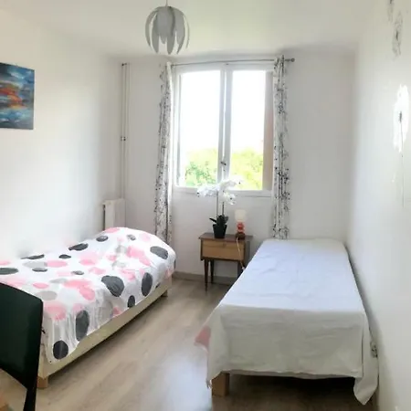 Private Room 20 Minutes From Eiffel Tower-2