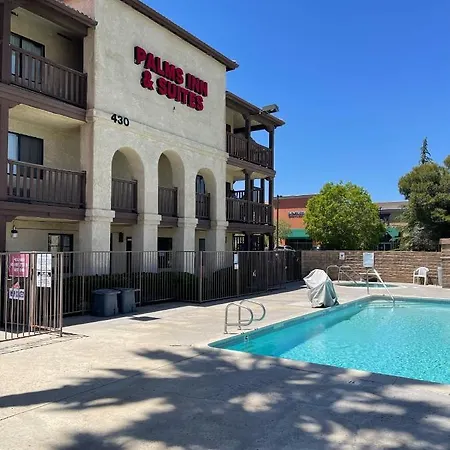 Palms Inn & Suites-3