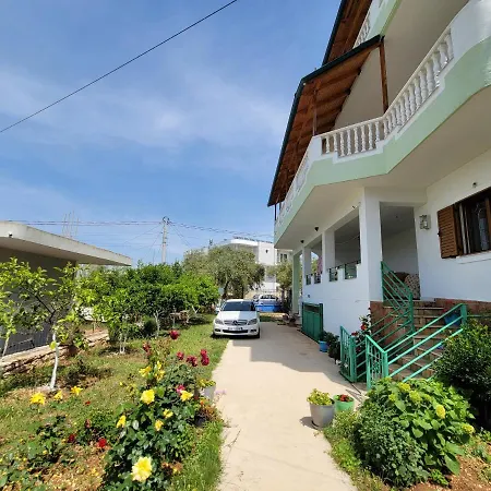 Villa Roku-2