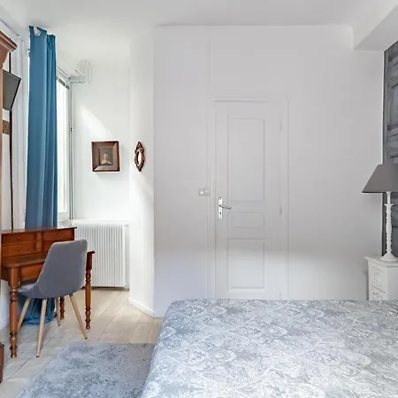 Hôtel des Arceaux-2