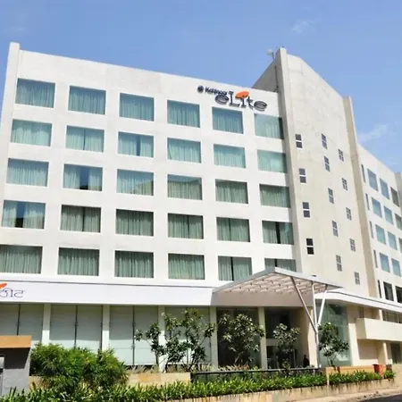 Hotel Kohinoor Elite near BKC-3