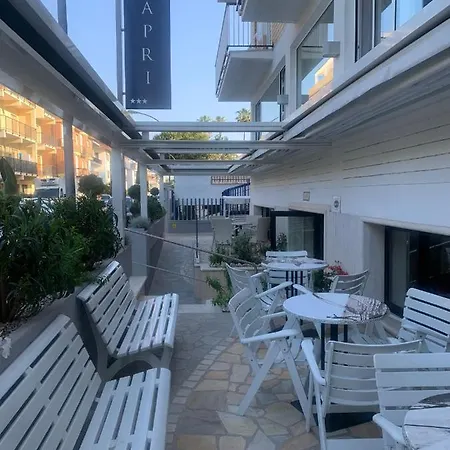 Hotel Capri-2