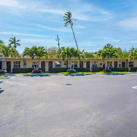 Tamiami Motel-2