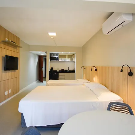 Garvey Park Hotel-3