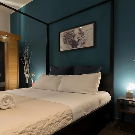 Suite 39-2